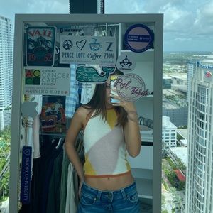 F21 tri color halter top